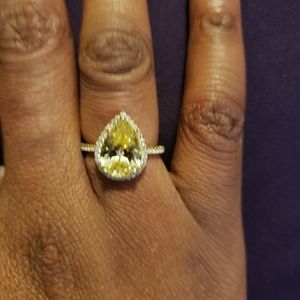 Gold plated yellow stone ring sz 7